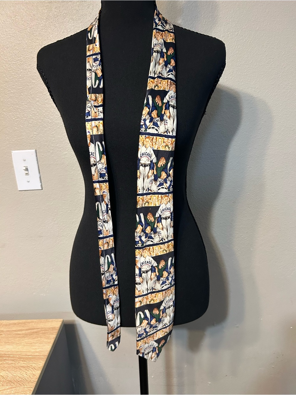 Norman Rockwell The Dug Out Silk Tie Museum Artifacts Chicago Baseball 1948